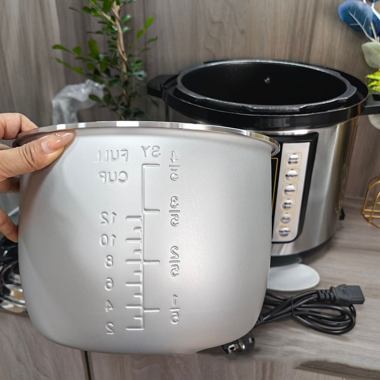 6L Electric Pressure Cooker Multi-functional Large Capacity Rice Cooker